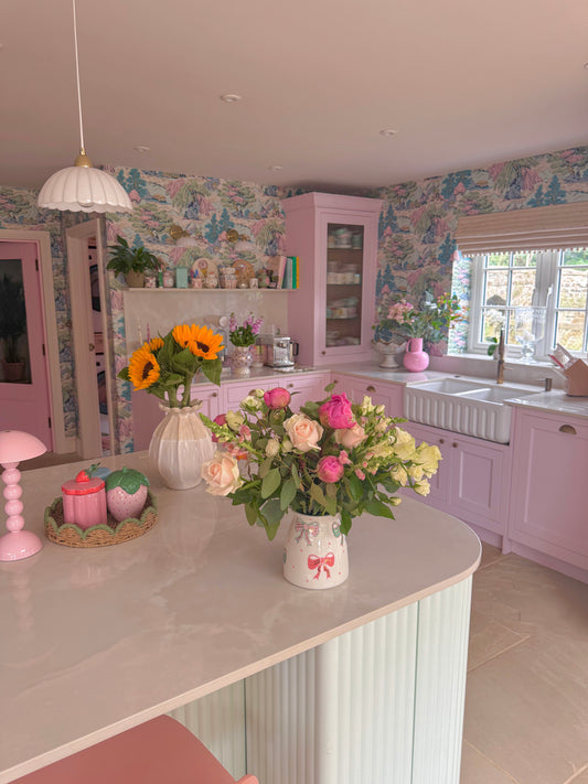 Colourful Nest x Jayne Redmond Bespoke Bow Vase